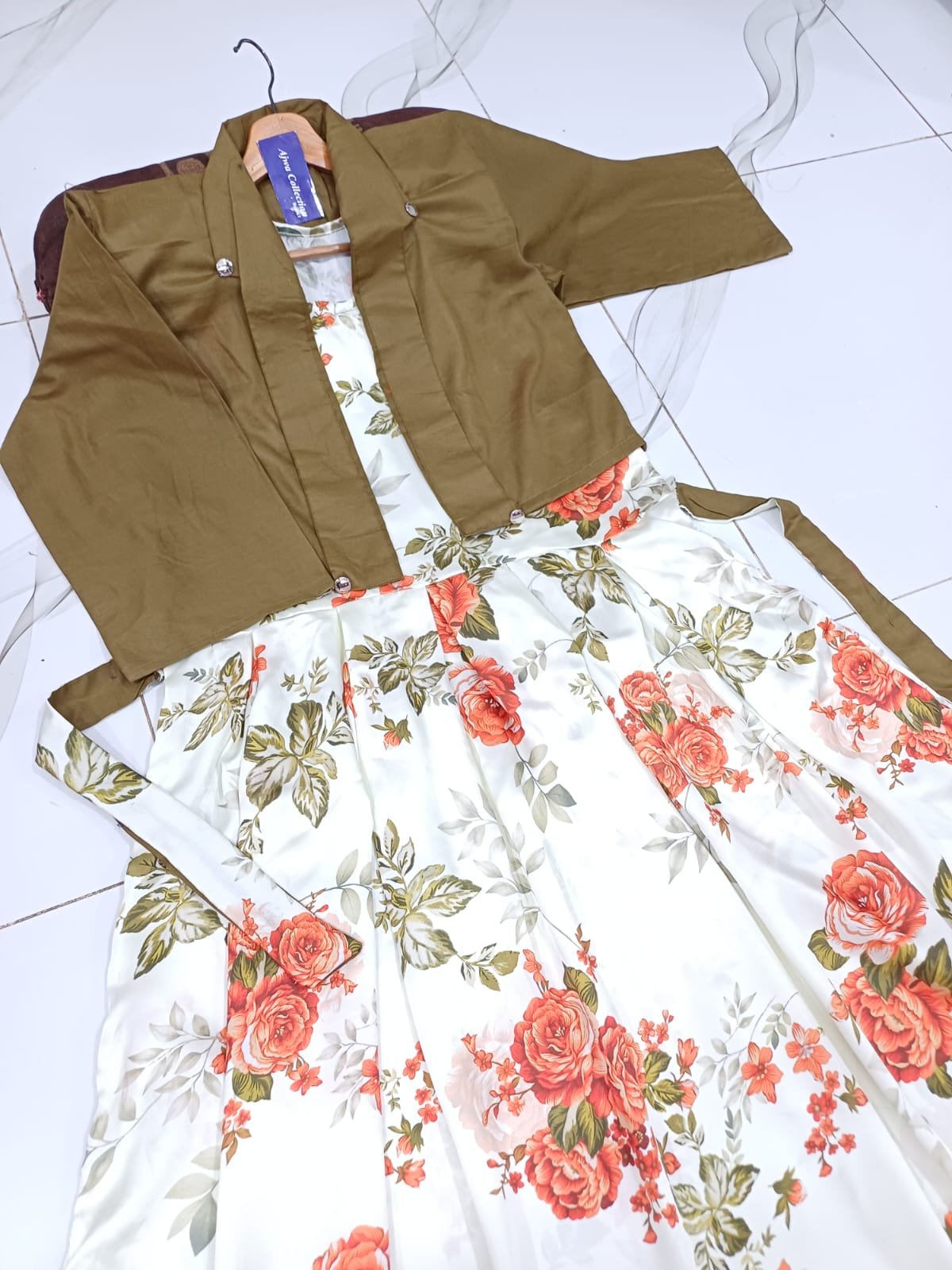 WINTER FESTIVAL DIGITALS SLEEVE’Less MAXI WITH KOTI