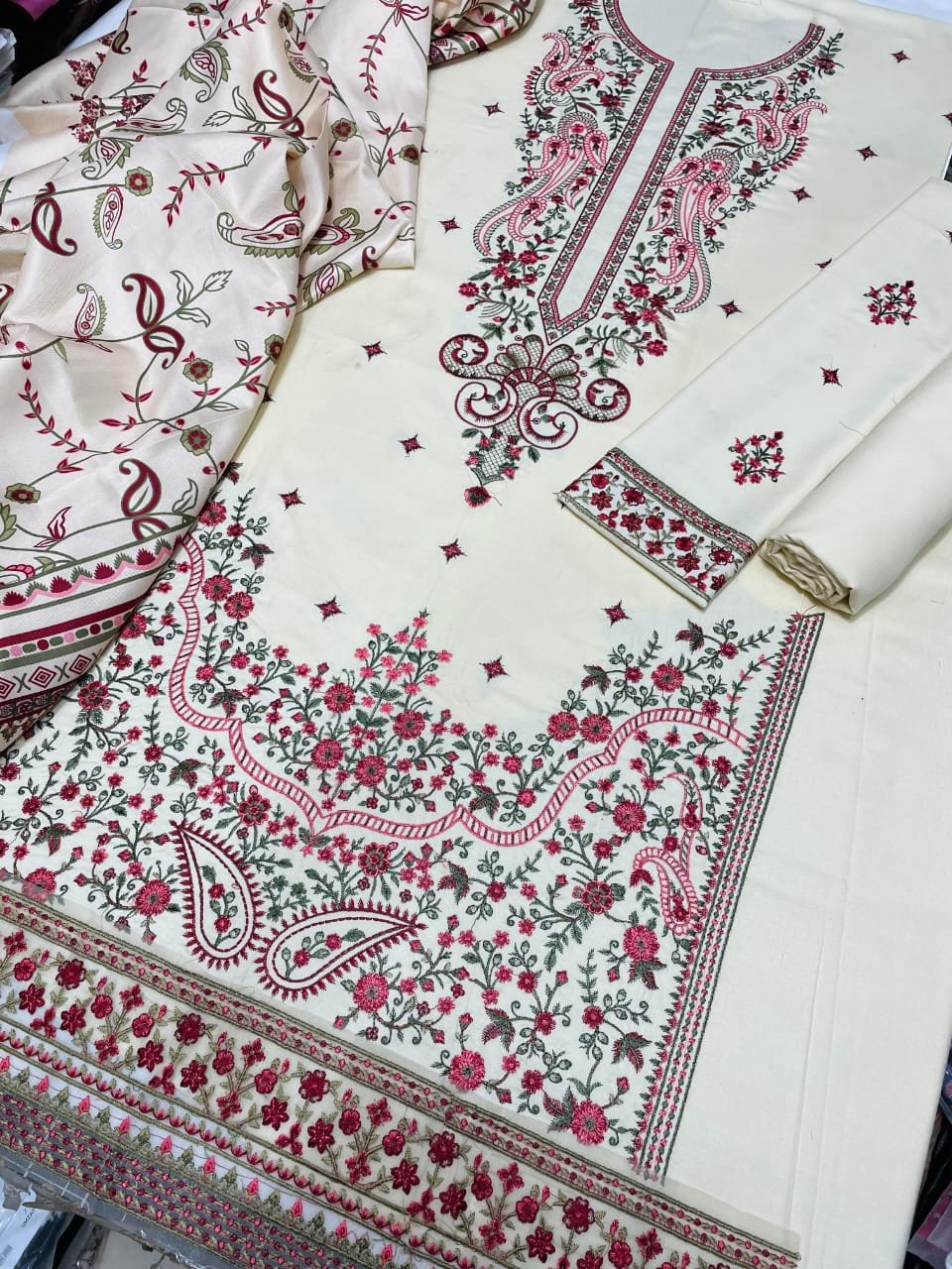 _WiNTER’s COLLECTION DHANAK 2025_