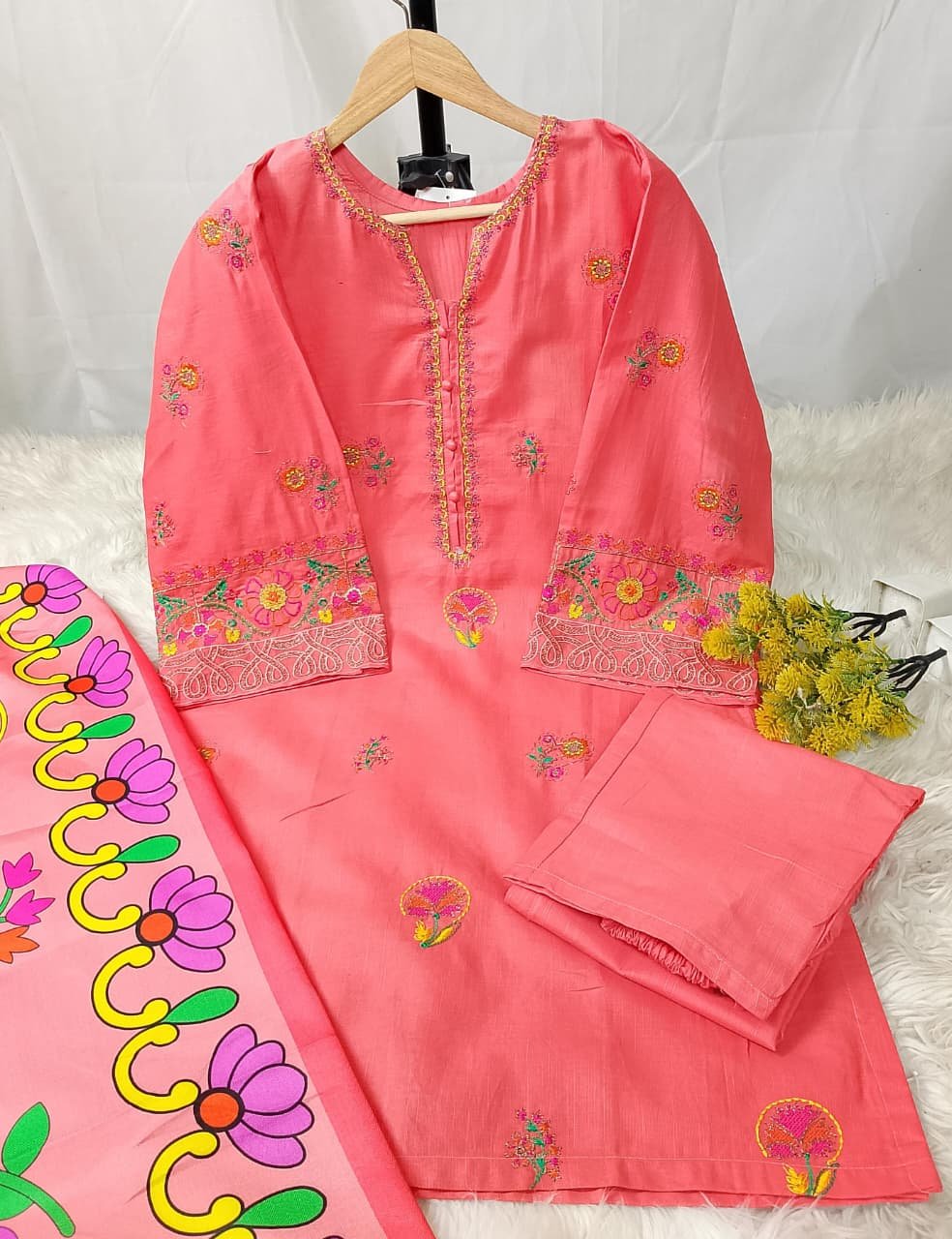 TRENDING KHADDAR 3PC COLLECTION 🥶*