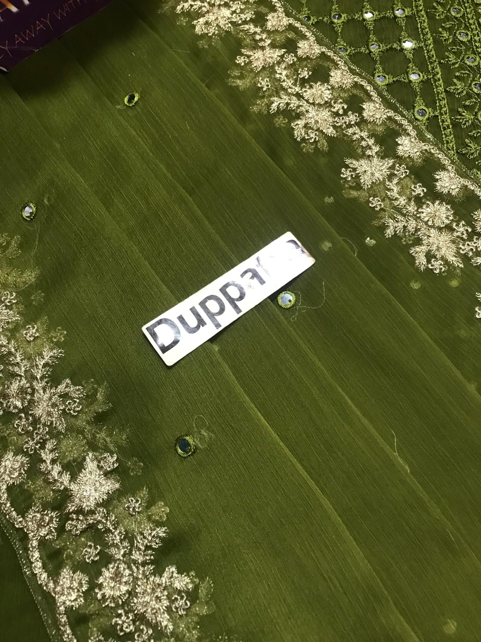 Presenting Kanwal Malik Chiffon Embroidered Unstitched Collection