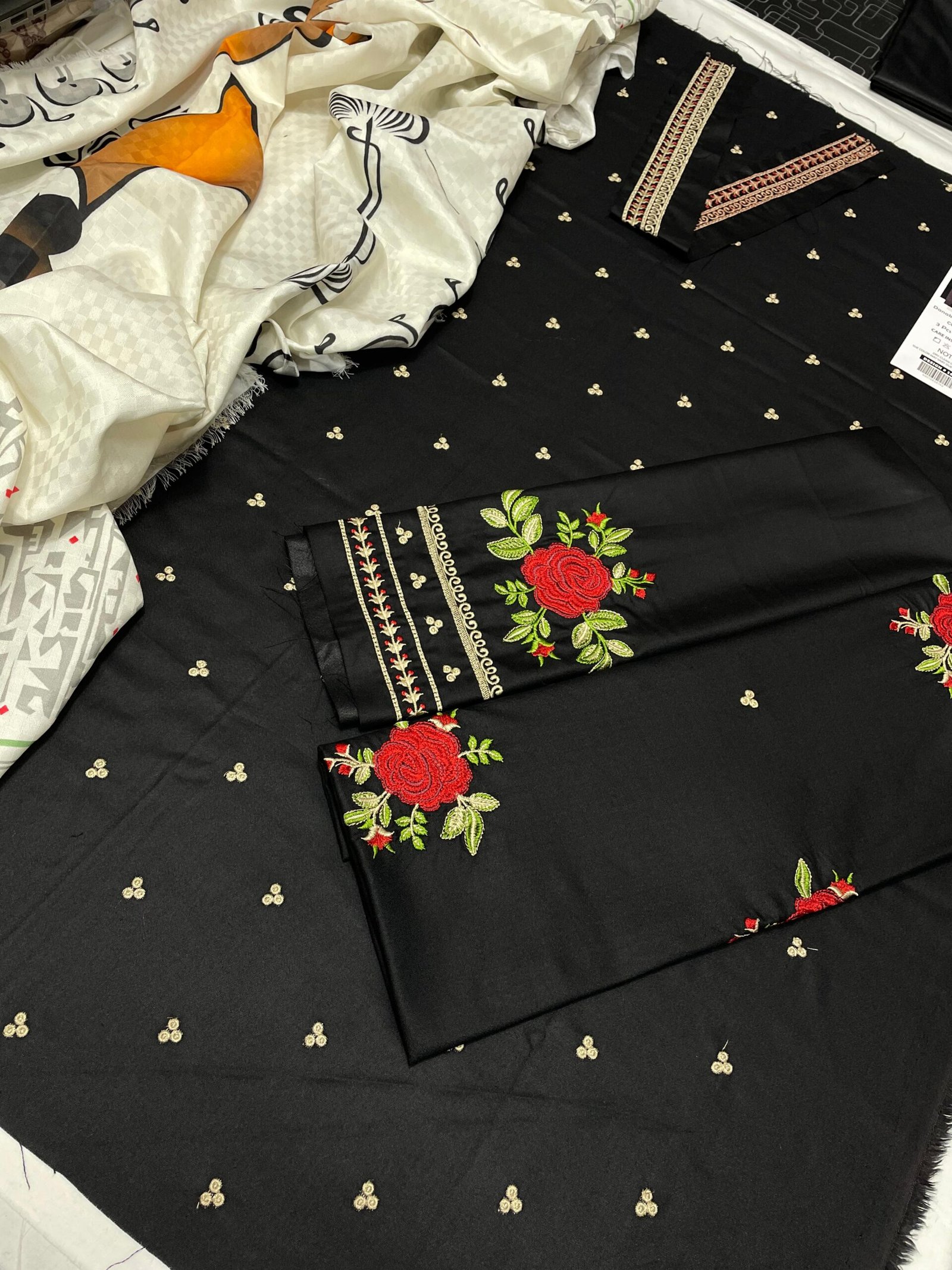 Urge 3pcs”_* _WiNTER’s COLLECTION DHANAK 2025_