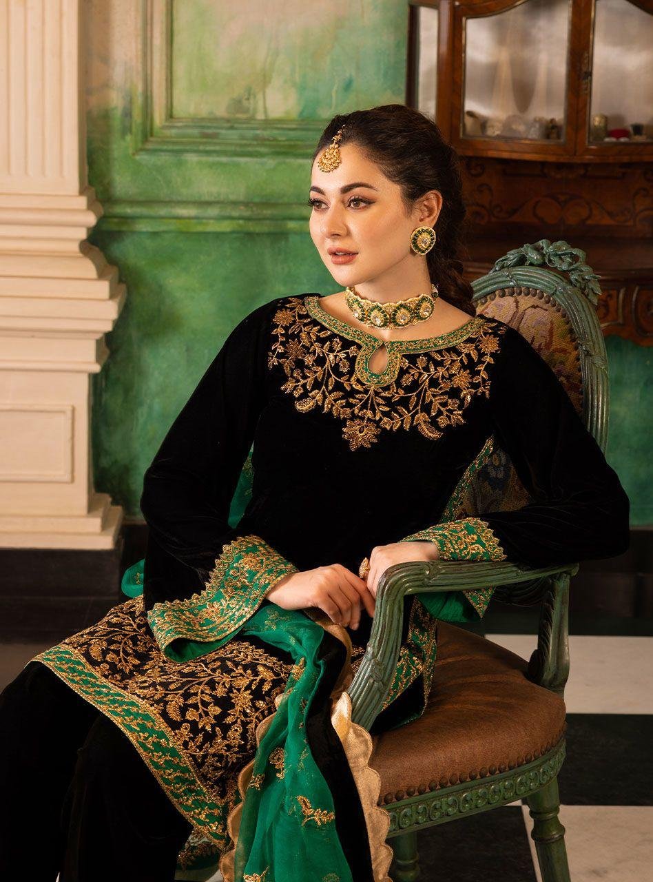 zanaib chottani velvet COLLECTION