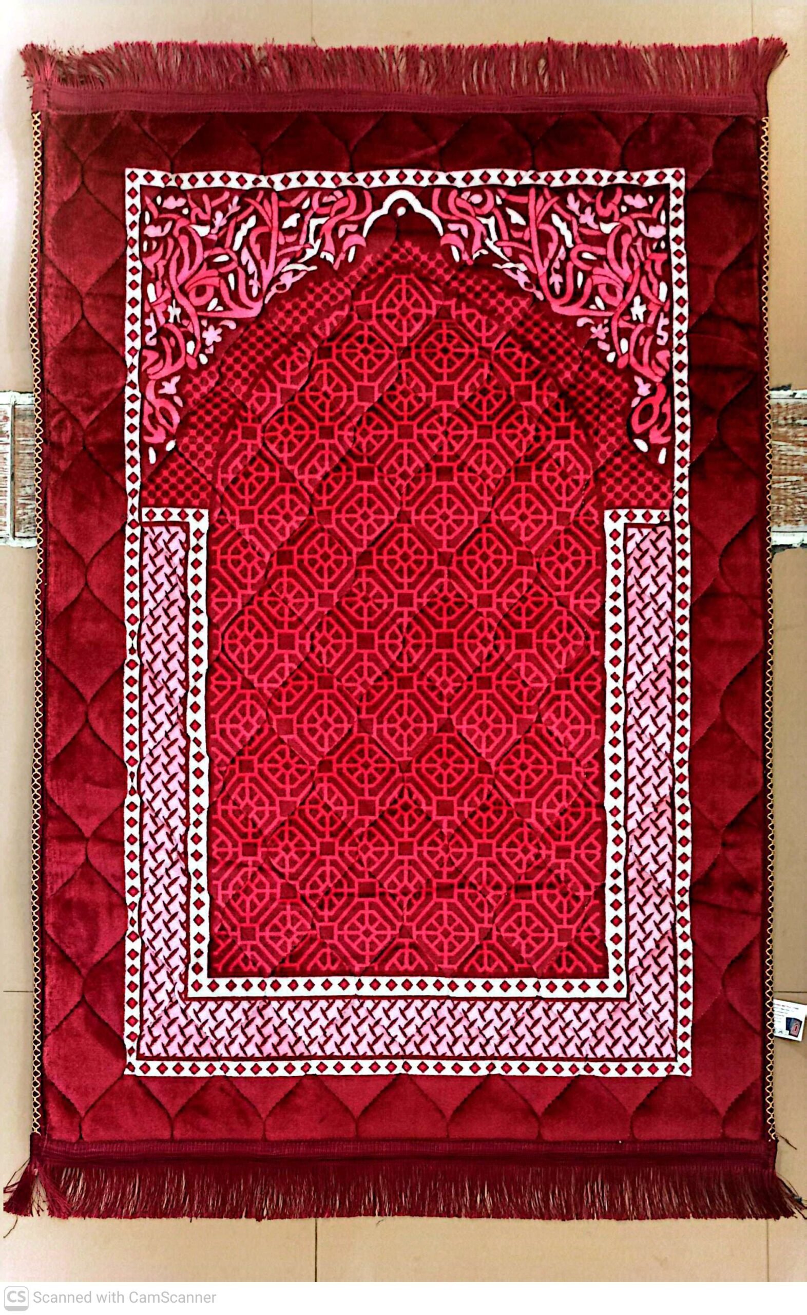 Soft, thick, and durable velvet for a comfortable prayer experience