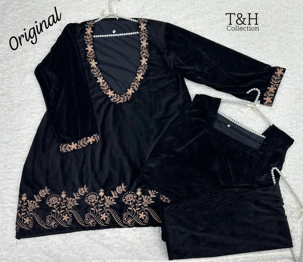 Artical valvet embrioderd 3pc Stuff valvet