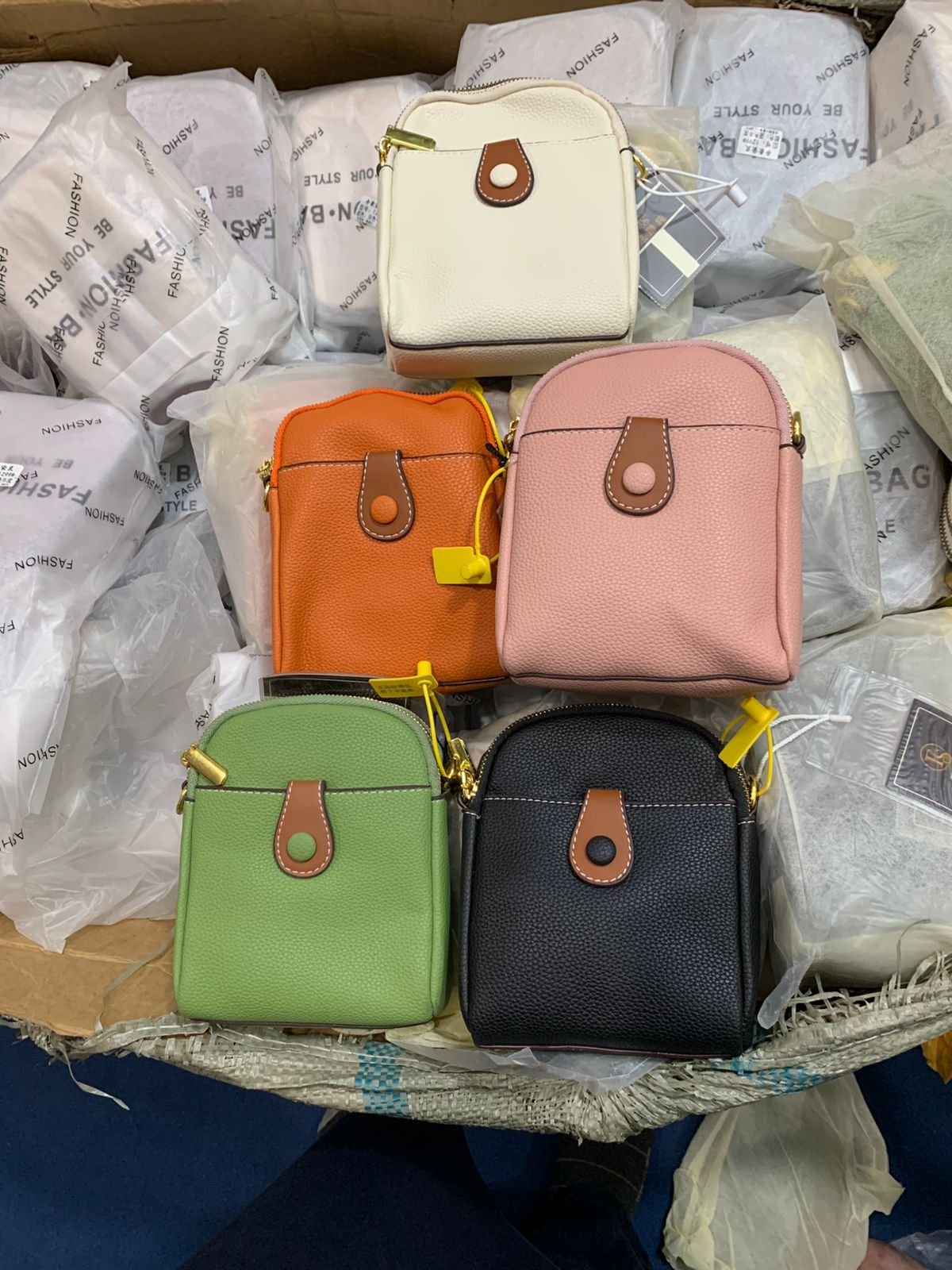 Premier Hands Bags For Ladies