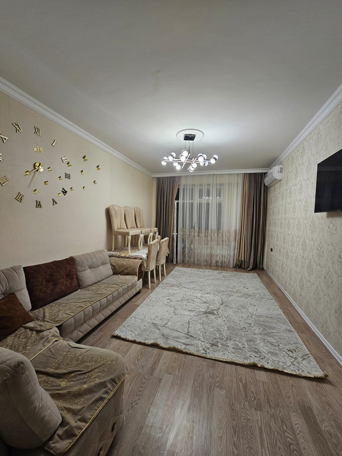 A SPACIOUS APARTMENT FOR SALE NEAR AZADLIQ METRO BAKU