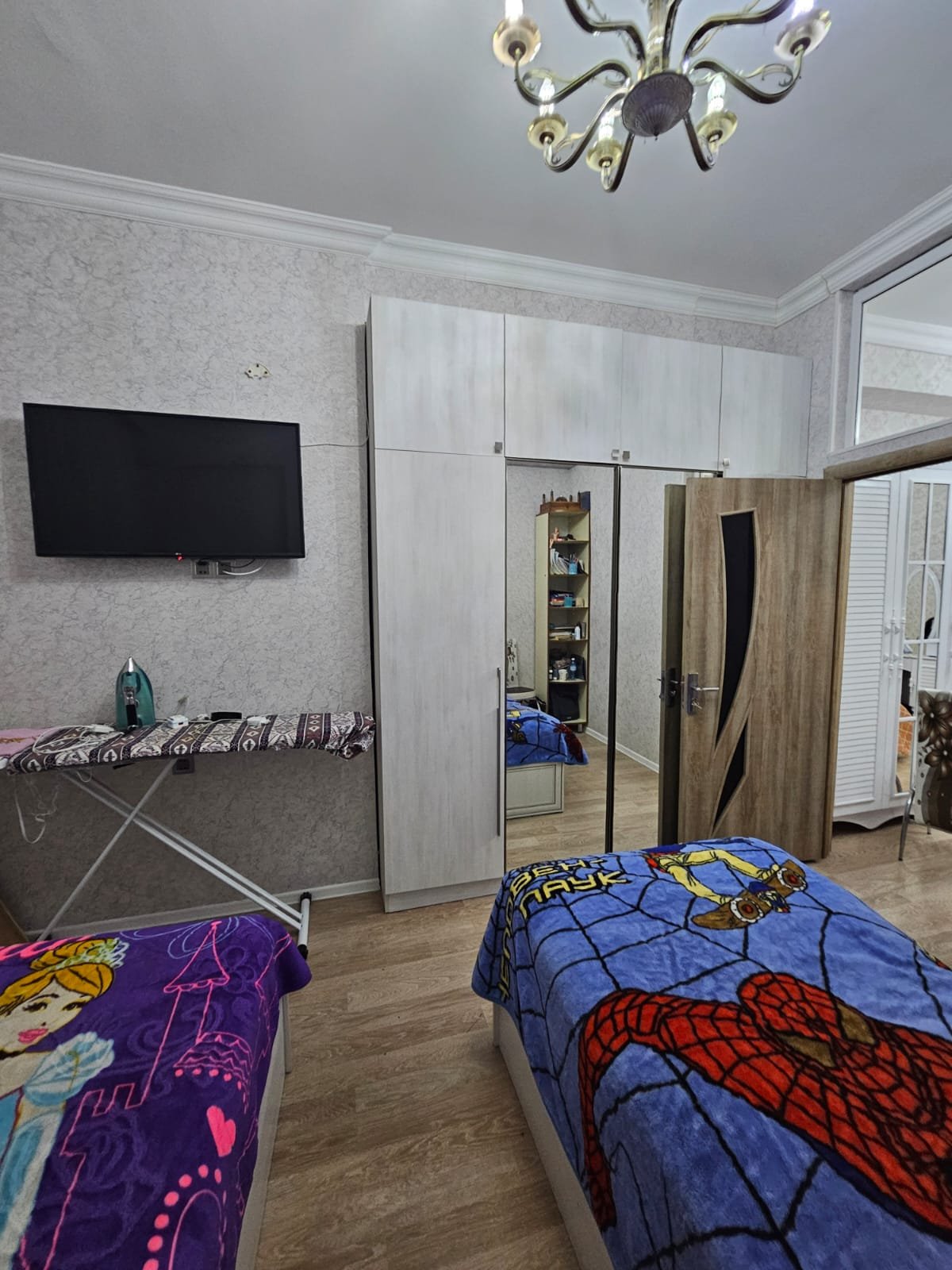 A SPACIOUS APARTMENT FOR SALE NEAR AZADLIQ METRO BAKU