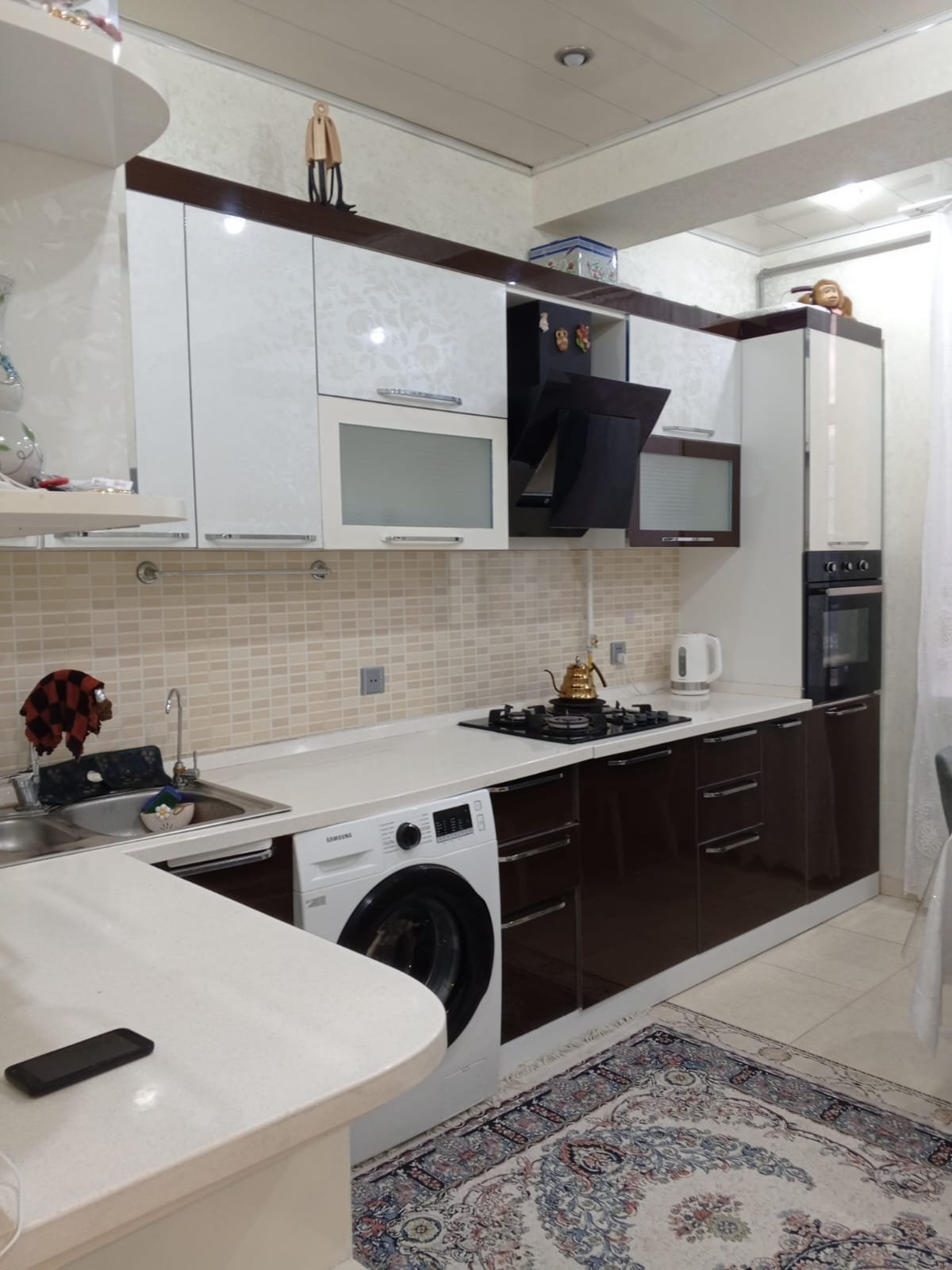 APARTMENT URGENTLY FOR SALE IN BAKU