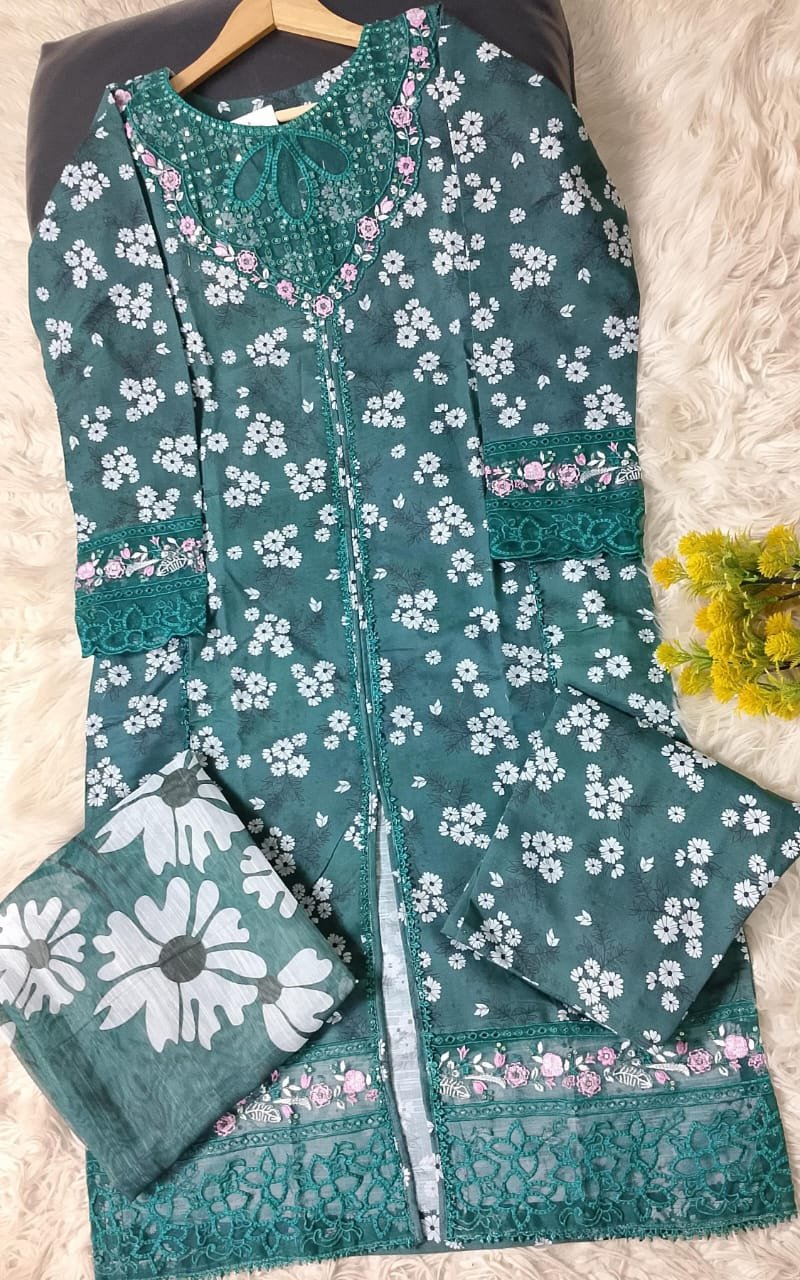 FULLY TRENDING LONG LENGTH ARTICLE KHADDAR PRINTED/ EMBROIDERY 3PC COLLECTION😇*