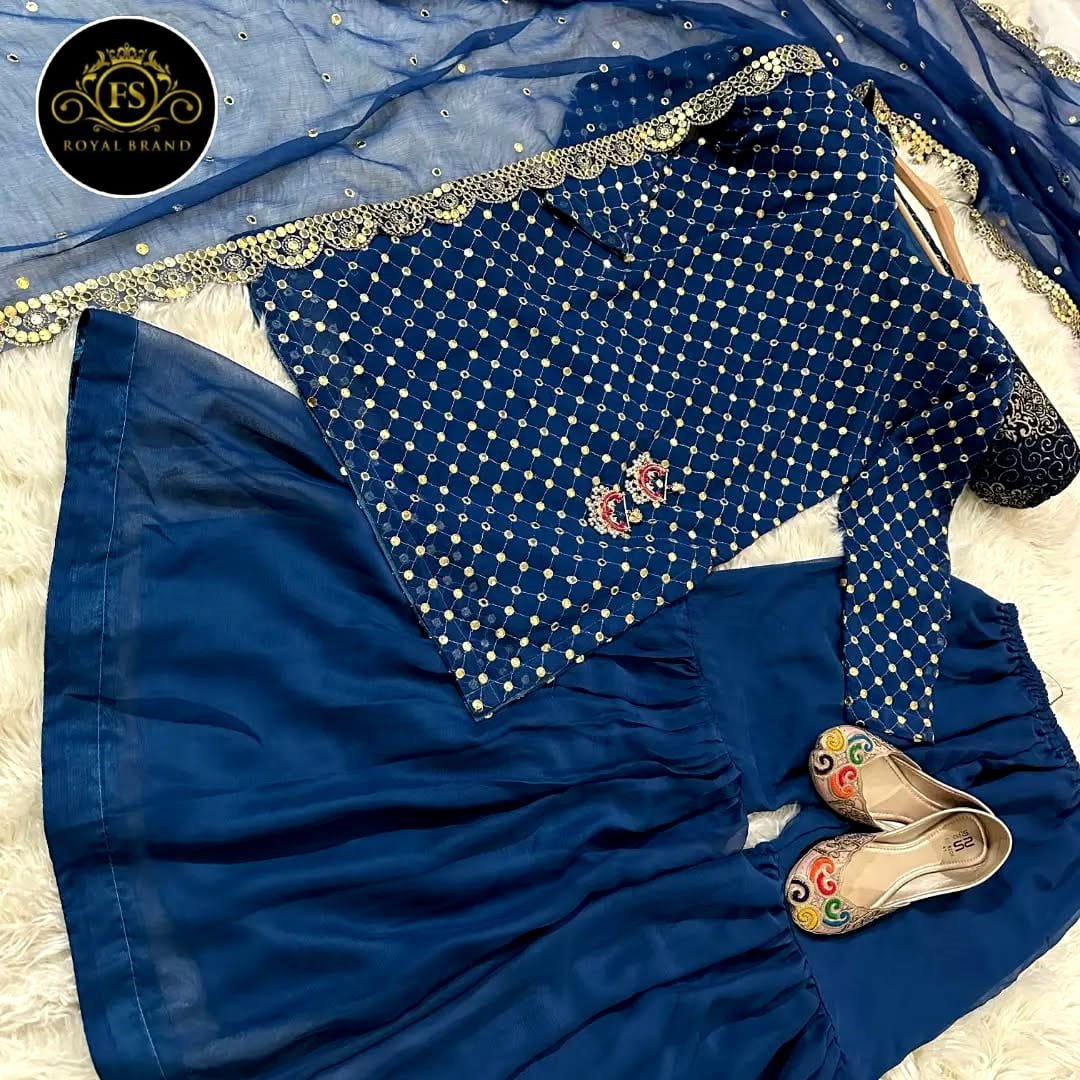 `WEDDING ARRIVAL`* 😍 *FS ROYAL BRAND*