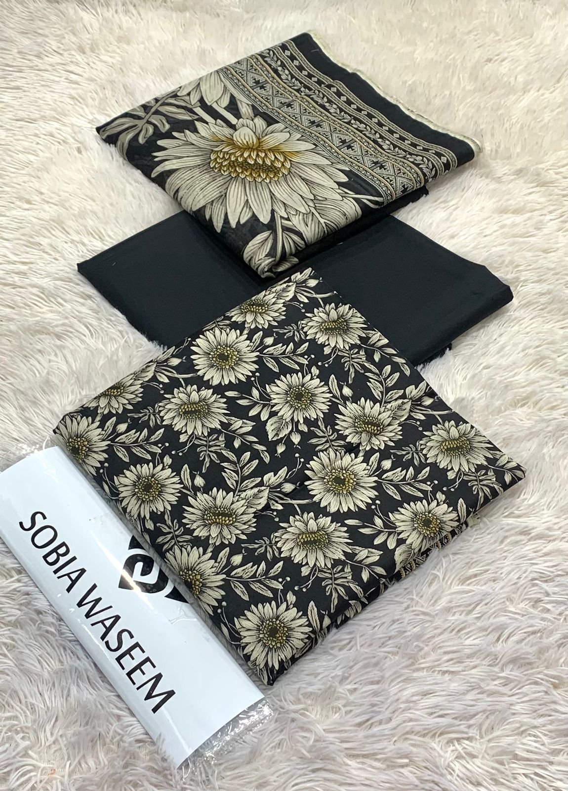 FABRIC LAWN* * PRINTED LAWN SHIRT * DYED TROUSER * PRINTED LAWN DUPATTA