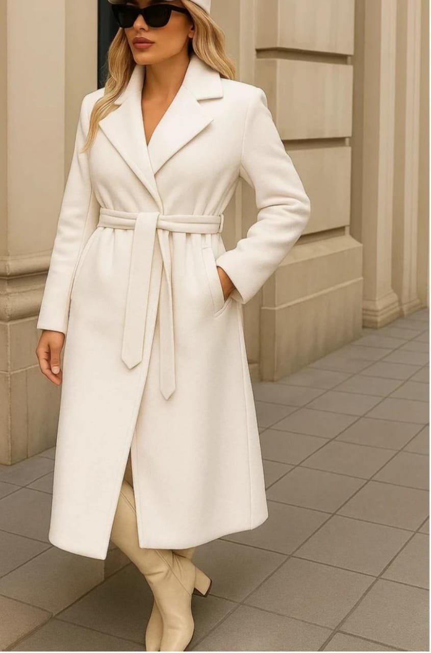 Design: Elegant Belt Style with Pockets* *Available Sizes: Medium & Large*