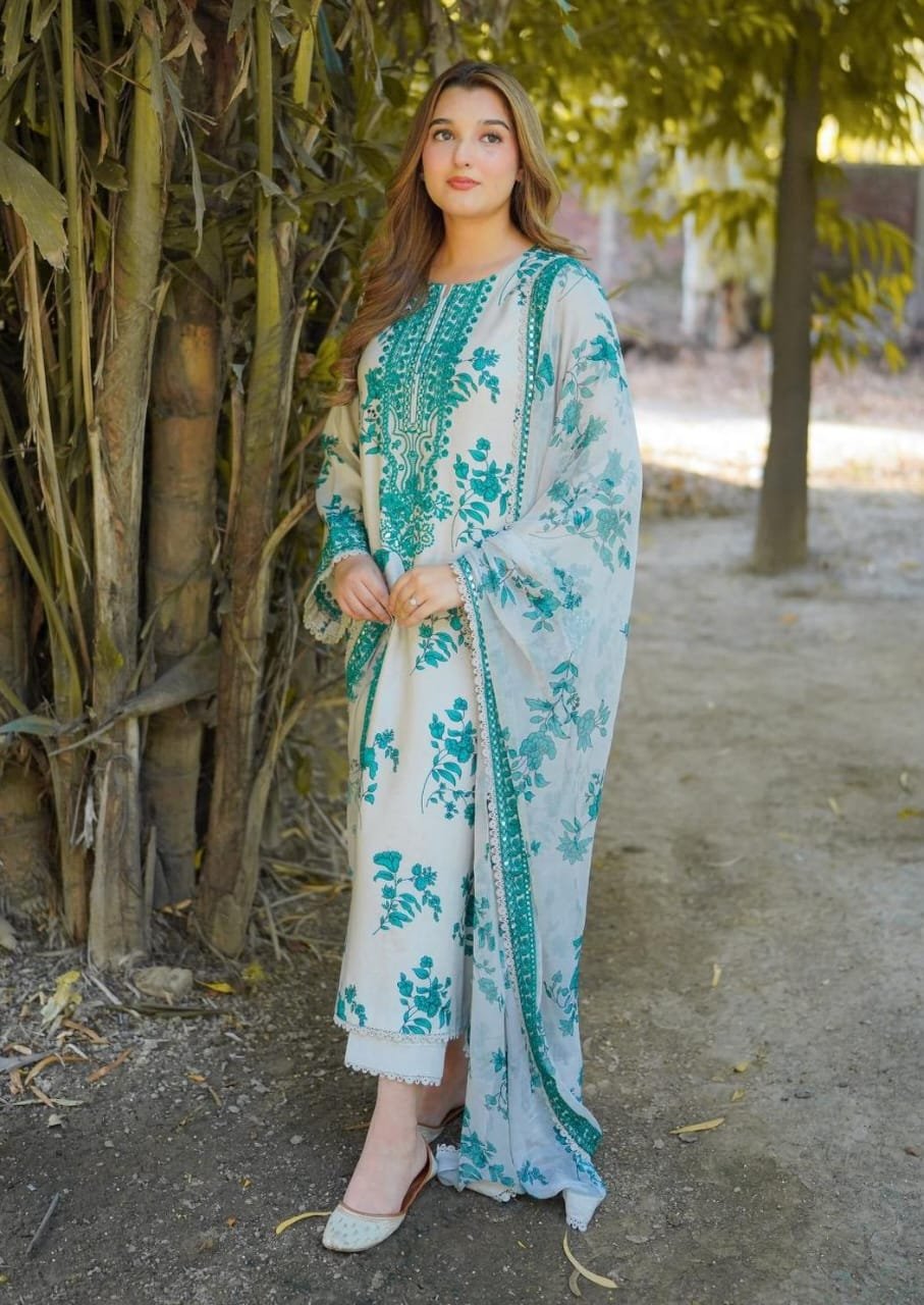 Brand Name : Aneela’s Collection