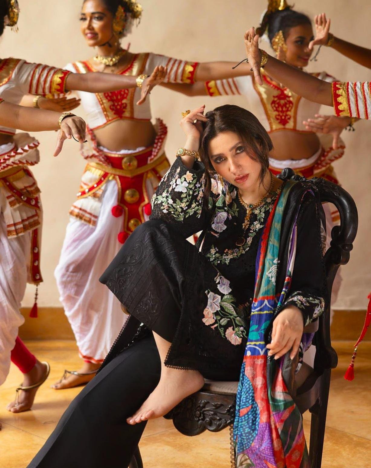 Brand :*MUSHQ* Lawn Collection