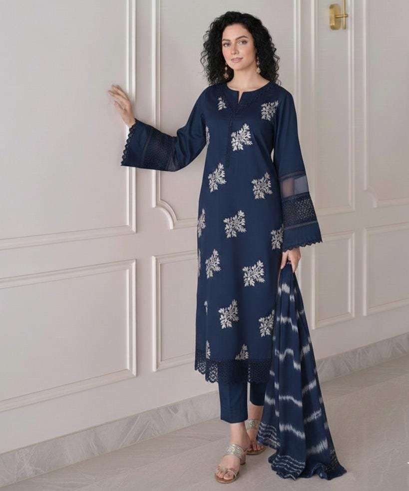 _SUMMER ’s COLLECTION LAWN 2026_