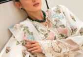 Crimson by saira shakira luxery lawn collection*