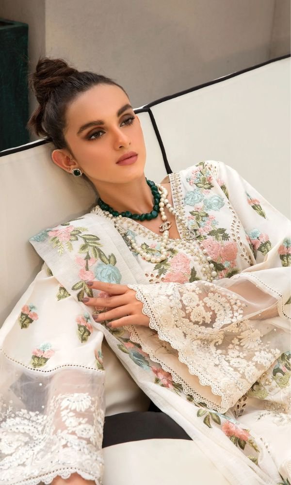 Crimson by saira shakira luxery lawn collection*