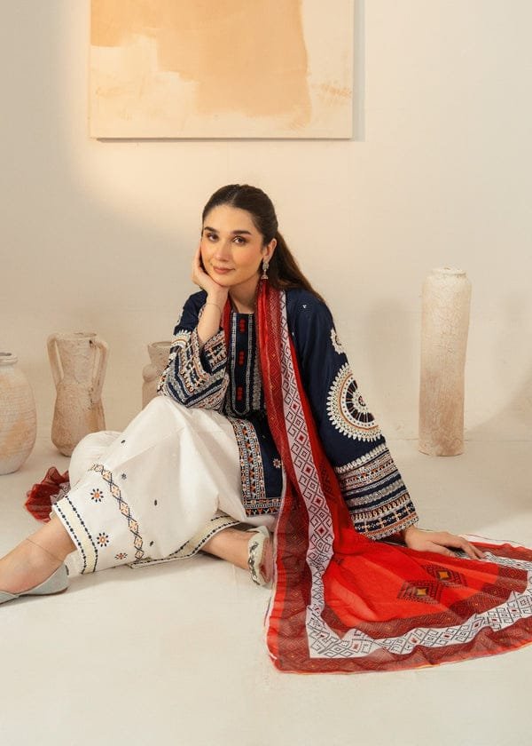 _SUMMER ’s COLLECTION LAWN 2026_