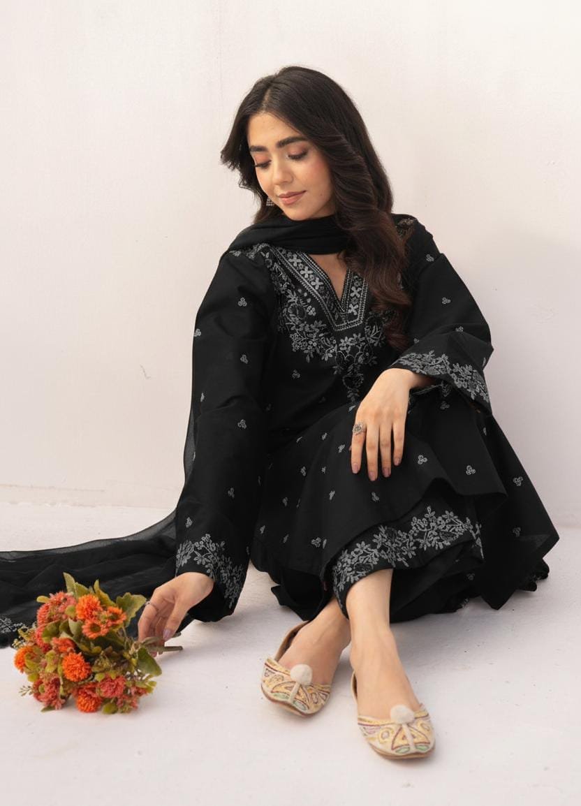 “Maria B 3pcs”_* _SUMMER ’s COLLECTION LAWN 2026_