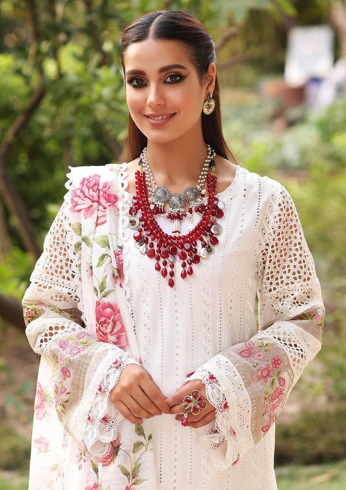 IQRA AZIZ *